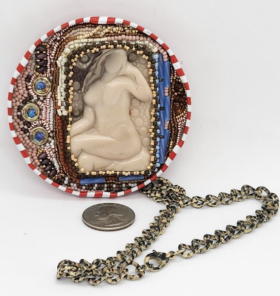 Classic Nude Necklace